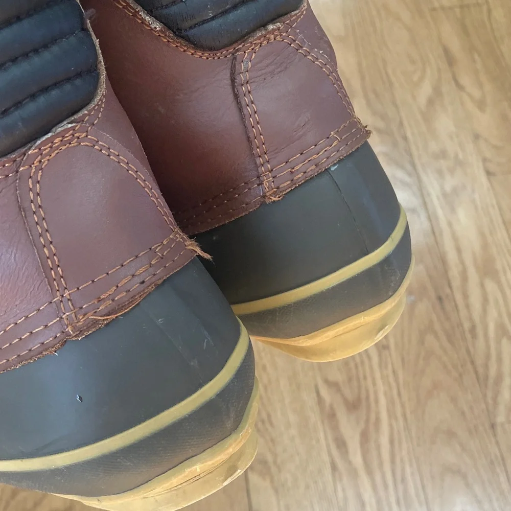 3M Thinsulate Brown and Black Insulated Boots Mens Size 7 UNISEX